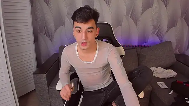 Slendy Knox online show from February 2026 02:30:02 PM