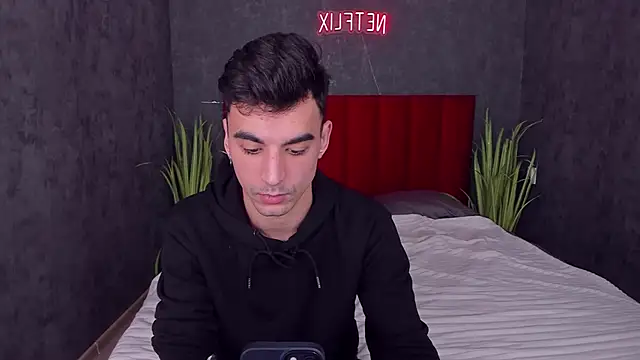 Slendy Knox online show from February 2026 01:52:02 PM