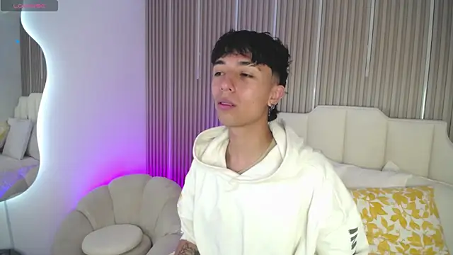 Aiden Rivers  online show from February 2026 12:27:01 PM