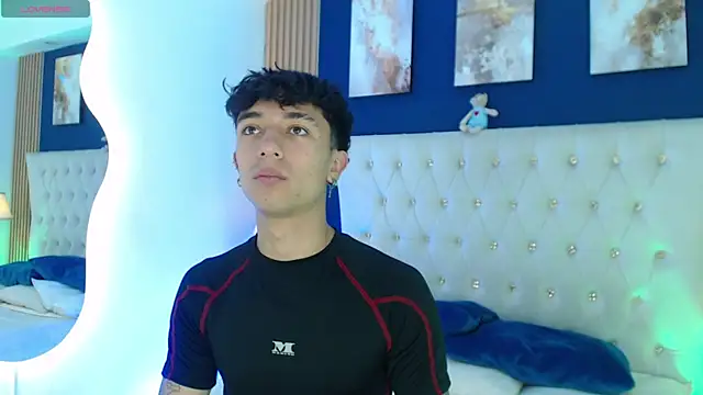 Aiden Rivers  online show from April 2026 01:25:02 PM