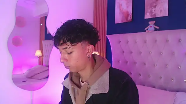 Aiden Rivers  online show from April 2026 12:50:02 PM