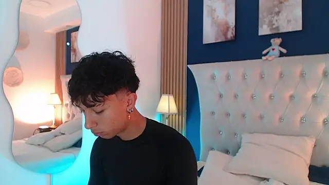 Aiden Rivers  online show from April 2026 12:55:02 PM