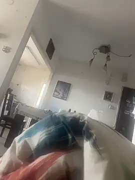 Snapshot of Milwokee chatting on March 2026 11:49:01 AM Milwokee online show from March 2026 11:49:01 AM