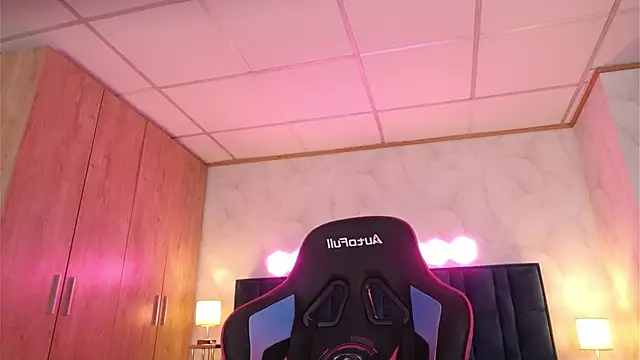 Snapshot of LucyDeLuca chatting on March 2026 07:16:01 AM LucyDeLuca online show from March 2026 07:16:01 AM