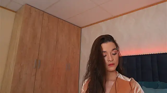 Snapshot of LucyDeLuca chatting on March 2026 05:18:02 AM LucyDeLuca online show from March 2026 05:18:02 AM