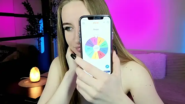 Oxy Foxie online show from May 2026 09:54:01 PM