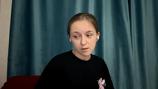 Snapshot of StaticBliss chatting on February 2026 12:45:01 AM StaticBliss online show from February 2026 12:45:01 AM