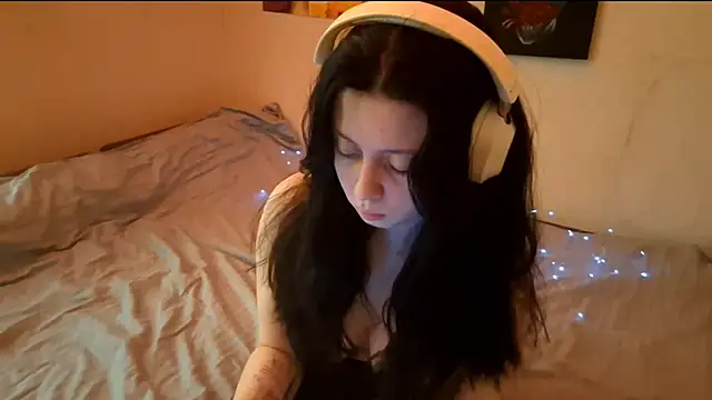 Snapshot of MindyMinty chatting on March 2026 03:03:02 AM MindyMinty online show from March 2026 03:03:02 AM