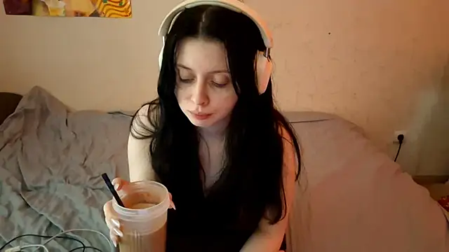 Snapshot of MindyMinty chatting on March 2026 03:28:01 AM MindyMinty online show from March 2026 03:28:01 AM