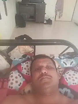 Snapshot of hunk_man chatting on March 2026 03:29:01 AM hunk man online show from March 2026 03:29:01 AM