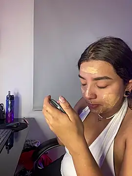 Snapshot of Midary_pink chatting on February 2026 10:23:02 PM Midary pink online show from February 2026 10:23:02 PM