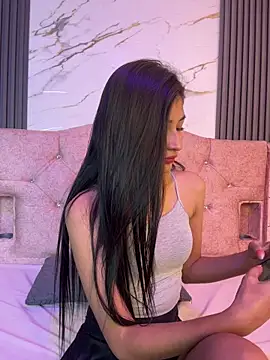 Aylin fire online show from February 2026 07:11:01 PM