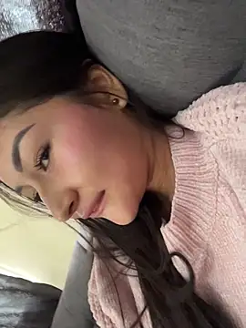 Aylin fire online show from March 2026 05:06:01 PM