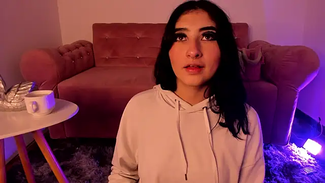 Kattengel  online show from April 2026 04:21:02 AM