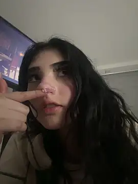 Snapshot of Kattengel_ chatting on July 2026 11:49:02 PM Kattengel online show from July 2026 11:49:02 PM