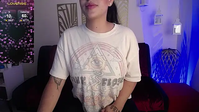 spicydollx online show from February 2026 02:16:02 PM