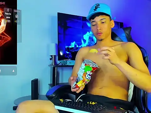 Lyam Russo online show from March 2026 09:10:01 AM