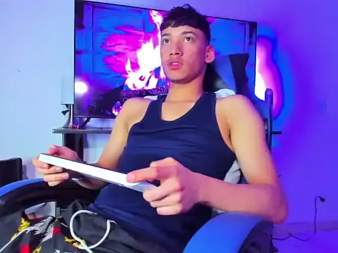 Lyam Russo online show from March 2026 05:21:02 AM