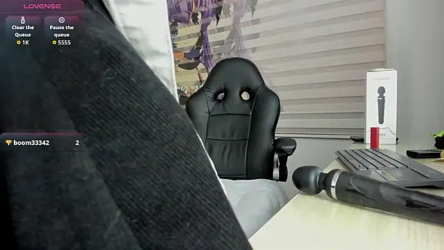 ZoeConti online show from March 2026 02:37:01 AM