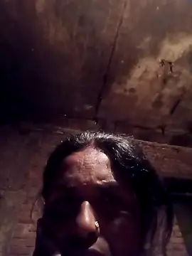 Snapshot of Hot_re83 chatting on February 2026 06:16:01 PM Hot re83 online show from February 2026 06:16:01 PM