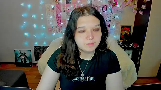 Kate Acid online show from May 2026 11:33:02 PM