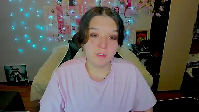 Kate Acid online show from July 2026 11:22:01 PM