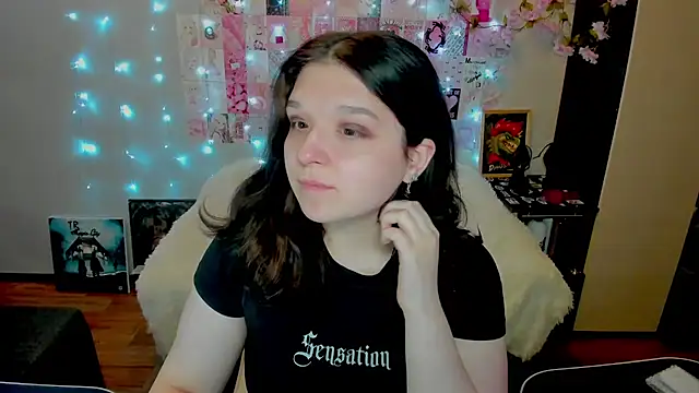 Kate Acid online show from May 2026 11:30:02 PM