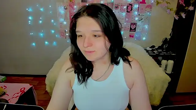 Snapshot of Kate_Acid chatting on February 2026 12:33:01 AM Kate Acid online show from February 2026 12:33:01 AM