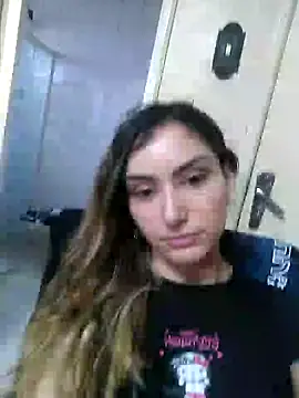 Larinhacat online show from February 2026 09:17:02 PM