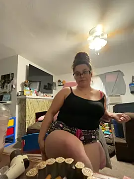 Princesleeanne online show from July 2026 07:46:01 PM