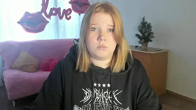 StripGyrl online show from March 2026 08:11:01 AM