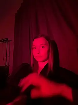 Snapshot of EmmaTurners chatting on February 2026 05:57:01 PM EmmaTurners online show from February 2026 05:57:01 PM