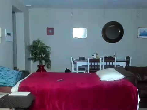 Snapshot of Mimirosexxx chatting on February 2026 12:18:01 AM Mimirosexxx online show from February 2026 12:18:01 AM