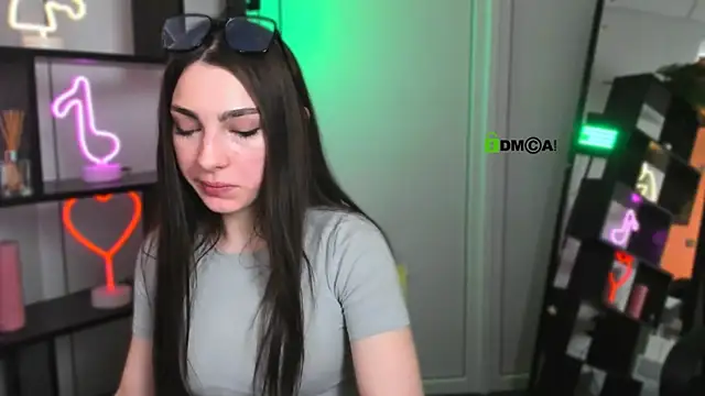 jenny donne online show from March 2026 12:54:01 PM