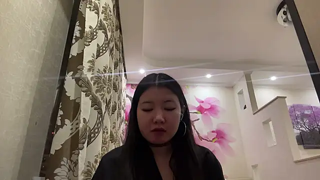 Snapshot of MaeRaads chatting on February 2026 06:48:01 PM MaeRaads online show from February 2026 06:48:01 PM