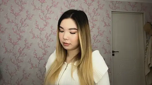 Elina Mottel online show from February 2026 08:27:02 AM