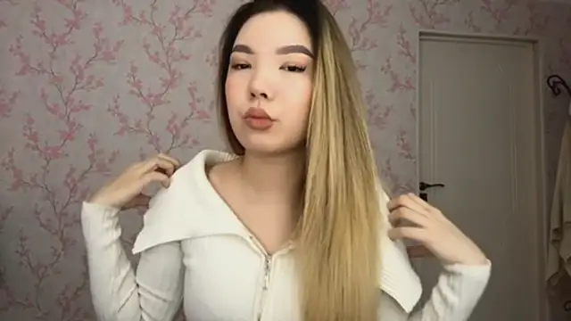 Elina Mottel online show from March 2026 09:09:01 AM