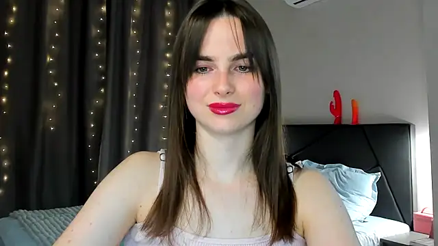 megann fox2 online show from March 2026 03:49:02 PM