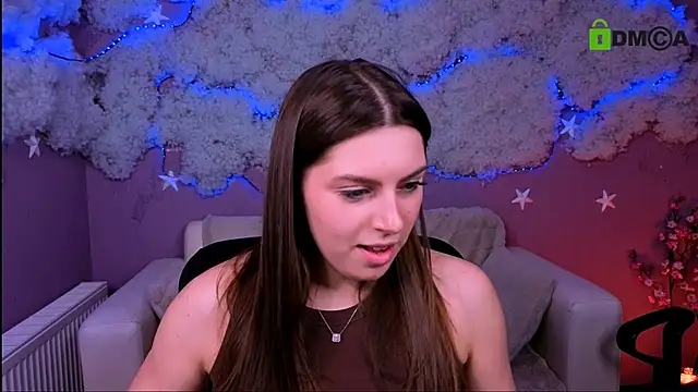 amalialowell online show from May 2026 05:05:02 PM