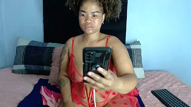 Snapshot of Loyal_Sashaa chatting on July 2026 08:04:02 AM Loyal Sashaa online show from July 2026 08:04:02 AM