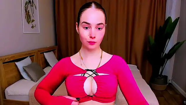 Maddy Wood  online show from April 2026 05:53:02 PM