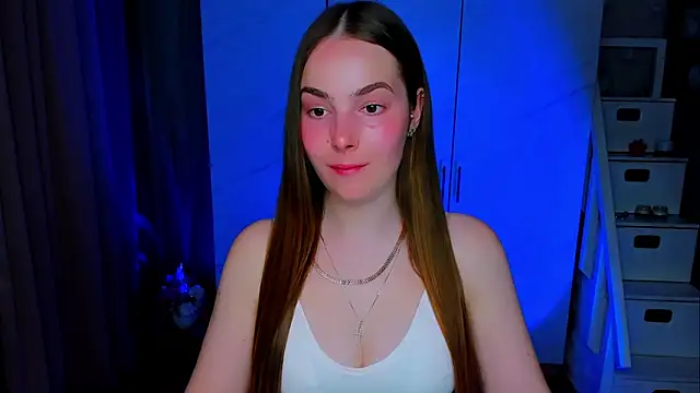 Snapshot of Maddy_Wood_ chatting on May 2026 04:59:05 PM Maddy Wood online show from May 2026 04:59:05 PM