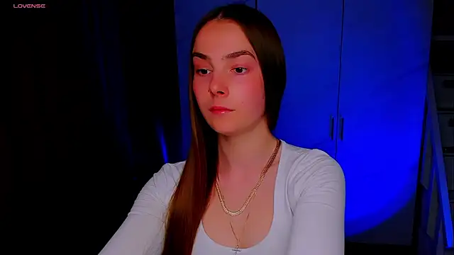 Snapshot of Maddy_Wood_ chatting on June 2026 07:00:02 PM Maddy Wood online show from June 2026 07:00:02 PM
