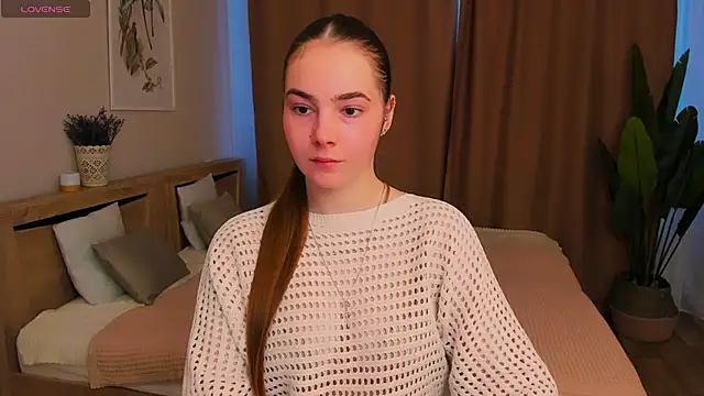 Snapshot of Maddy_Wood_ chatting on February 2026 08:04:02 AM Maddy Wood online show from February 2026 08:04:02 AM