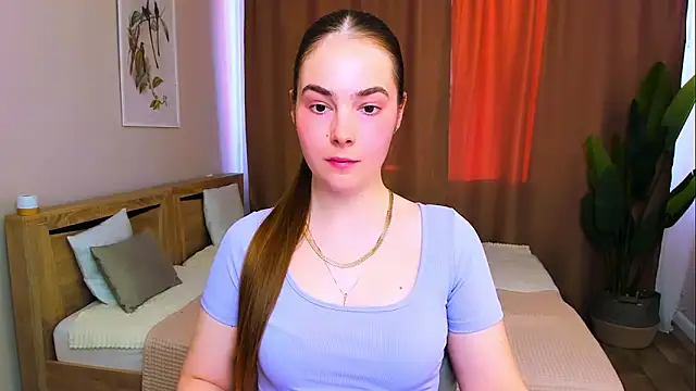 Snapshot of Maddy_Wood_ chatting on April 2026 04:52:02 PM Maddy Wood online show from April 2026 04:52:02 PM