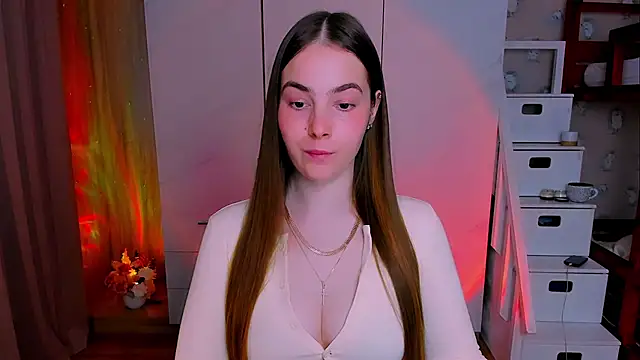 Snapshot of Maddy_Wood_ chatting on April 2026 01:59:01 PM Maddy Wood online show from April 2026 01:59:01 PM
