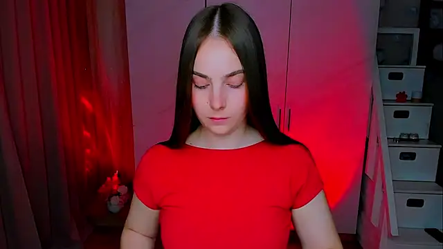 Snapshot of Maddy_Wood_ chatting on June 2026 02:28:01 PM Maddy Wood online show from June 2026 02:28:01 PM
