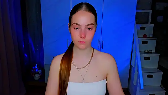 Snapshot of Maddy_Wood_ chatting on May 2026 03:22:02 PM Maddy Wood online show from May 2026 03:22:02 PM