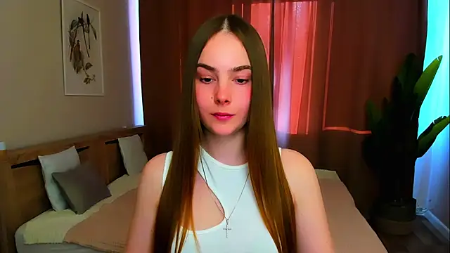 Maddy Wood  online show from April 2026 02:57:01 PM