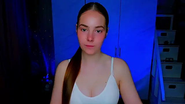 Snapshot of Maddy_Wood_ chatting on May 2026 09:26:01 AM Maddy Wood online show from May 2026 09:26:01 AM